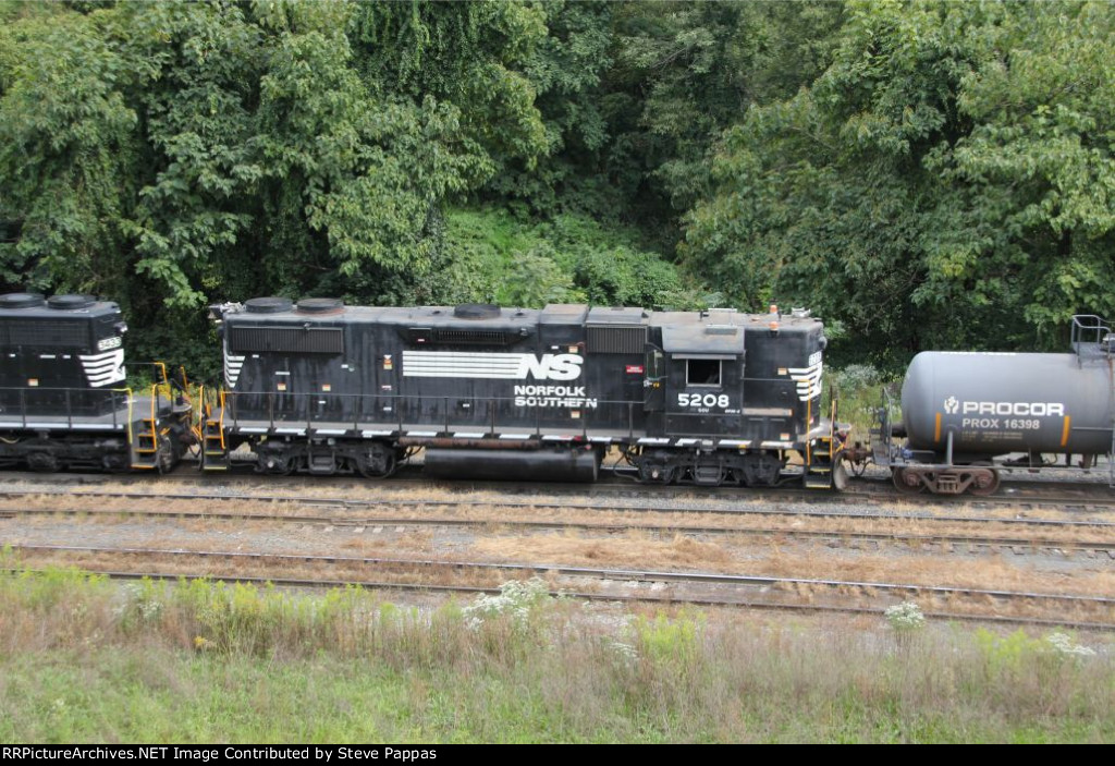 NS 5208